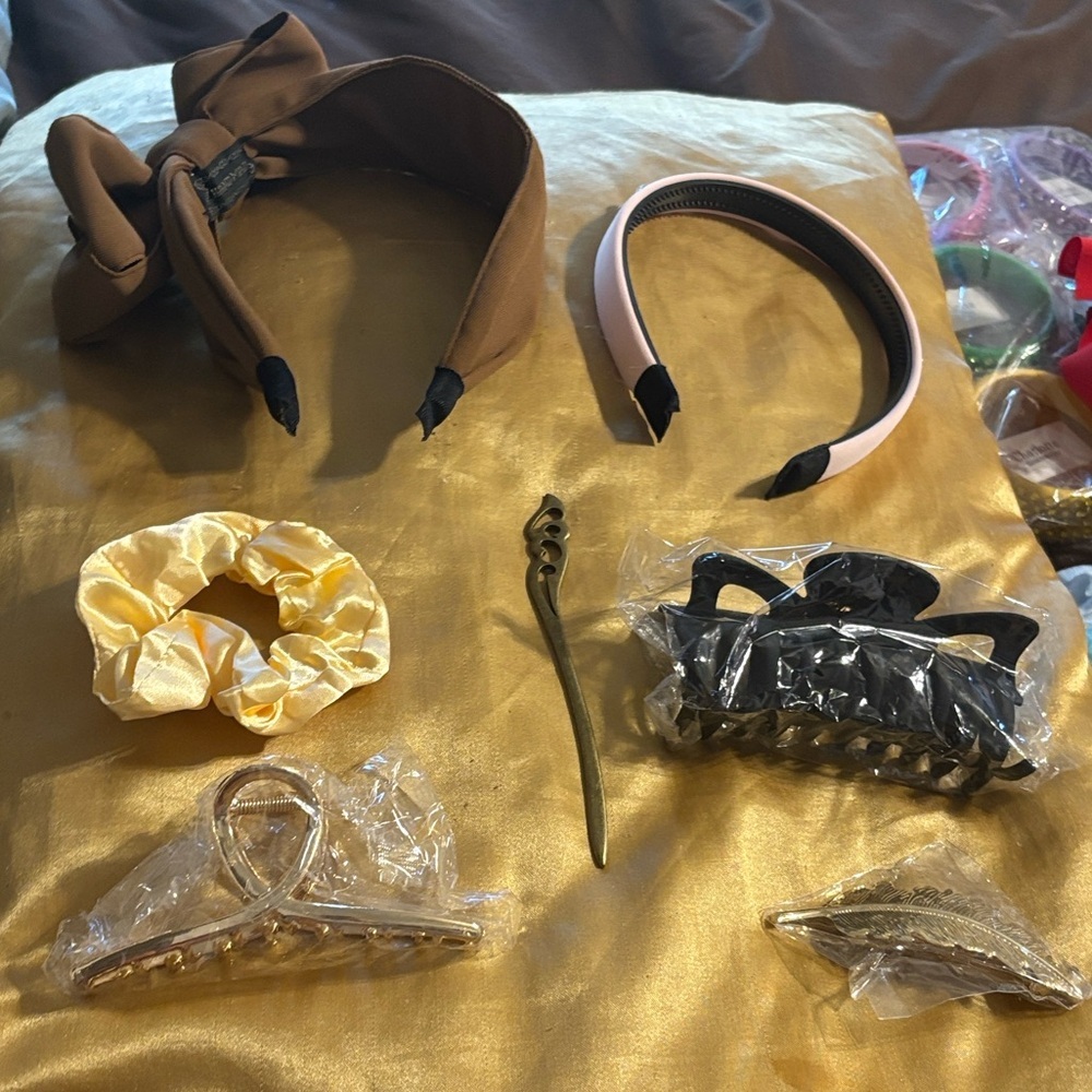 All new Brown and Gold Hair Accessories7 piece Set